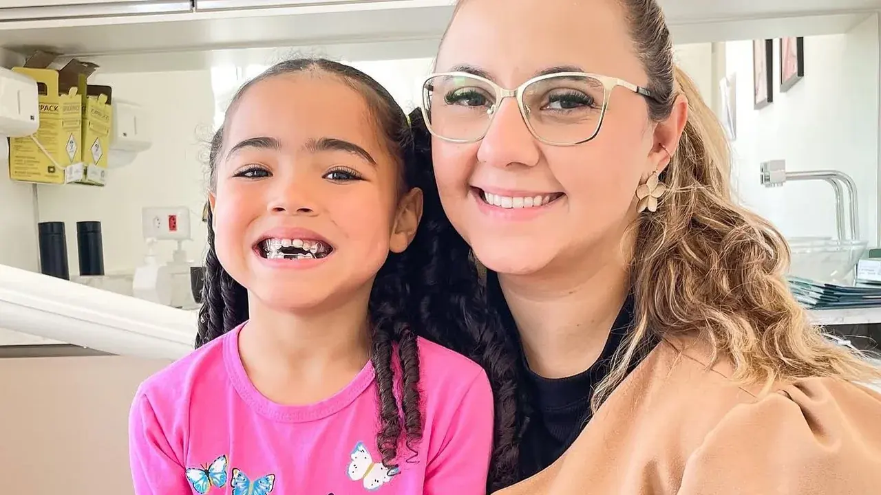 Primeira consulta ao dentista: como preparar seu filho